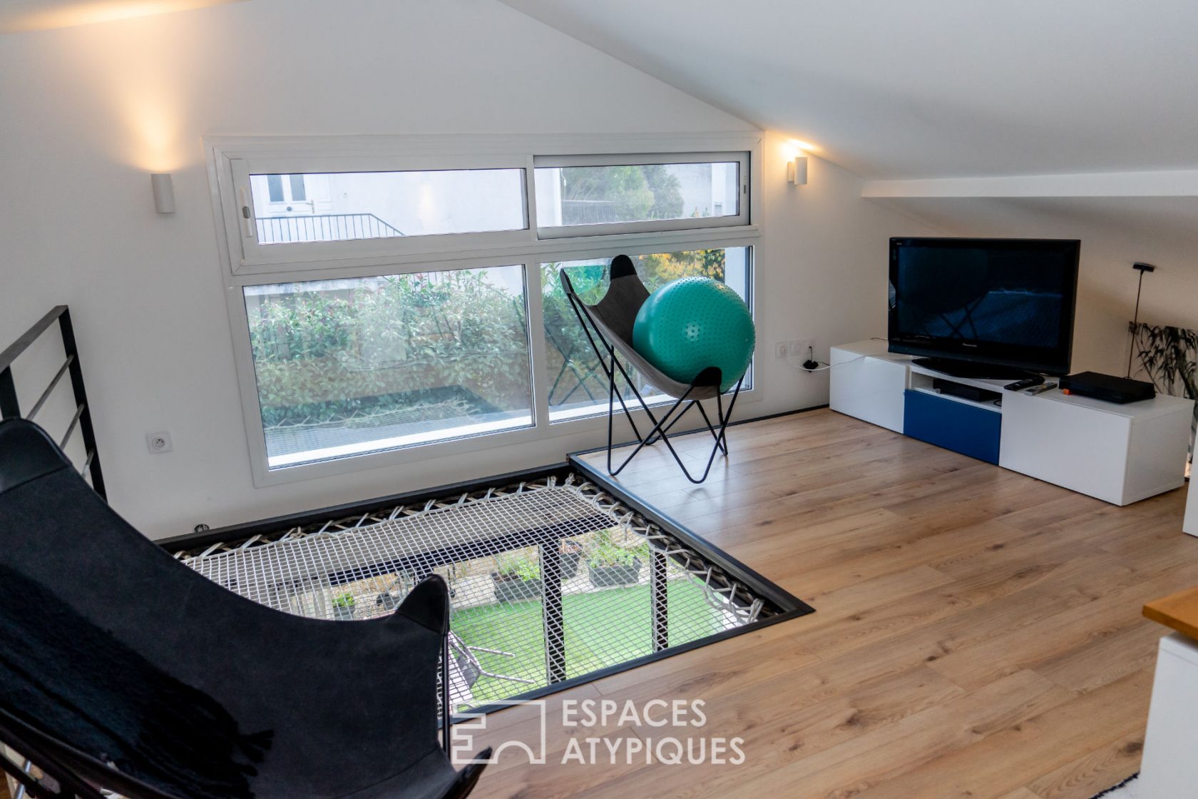 Maison rénovée esprit loft en coeur de ville