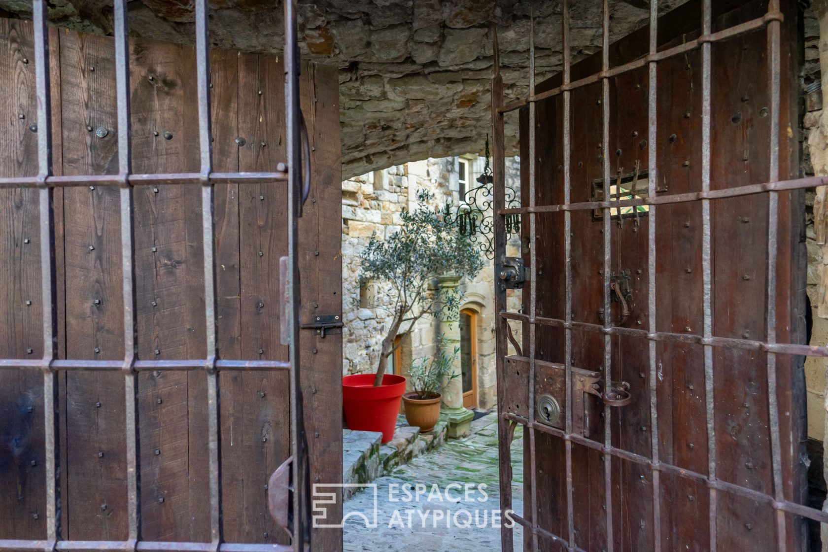 The life of a dungeon in Southern Ardèche