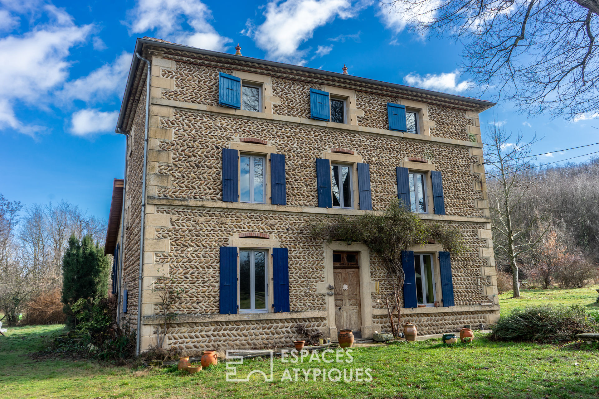 Vente Maison de maître au coeur de la nature à HAUTERIVES 250 m2