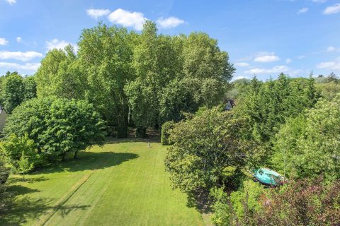 Grande maison bourgeoise avec jardin