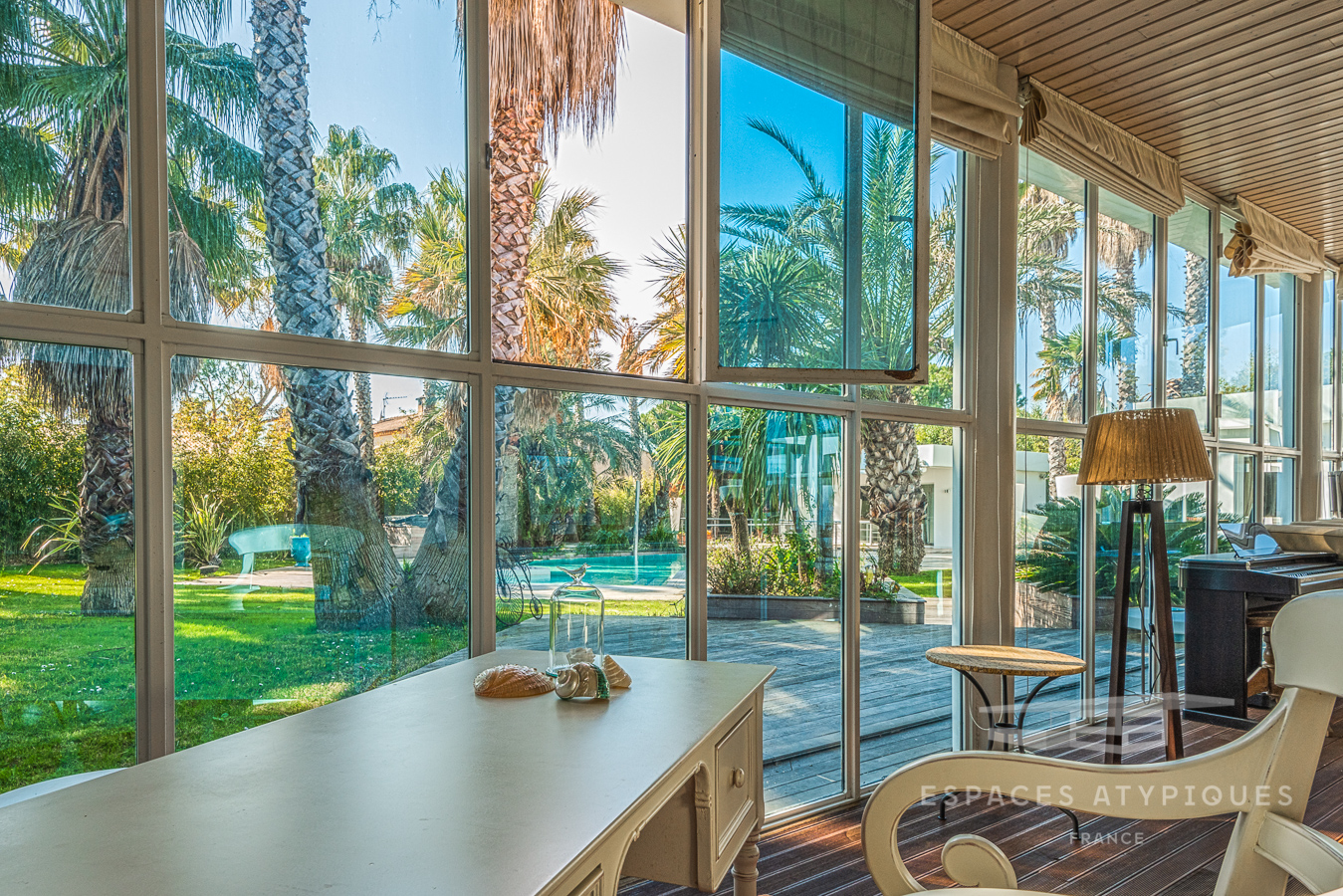 Californian villa by the sea