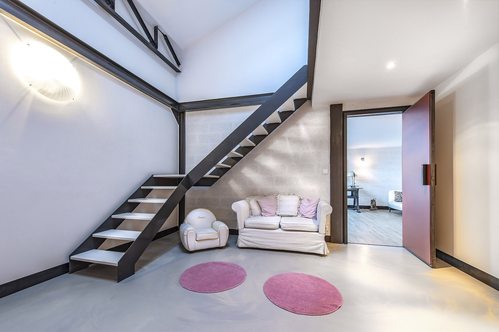 Loft with patio and pool