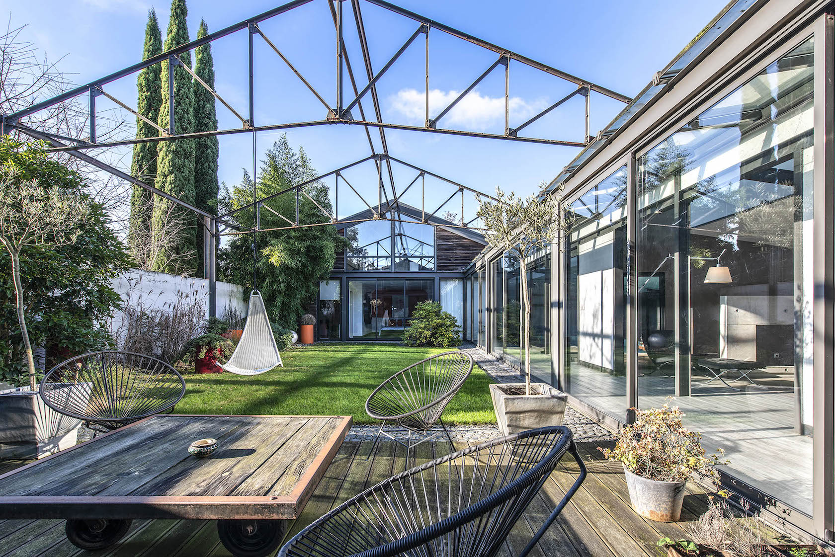 Loft with patio and pool