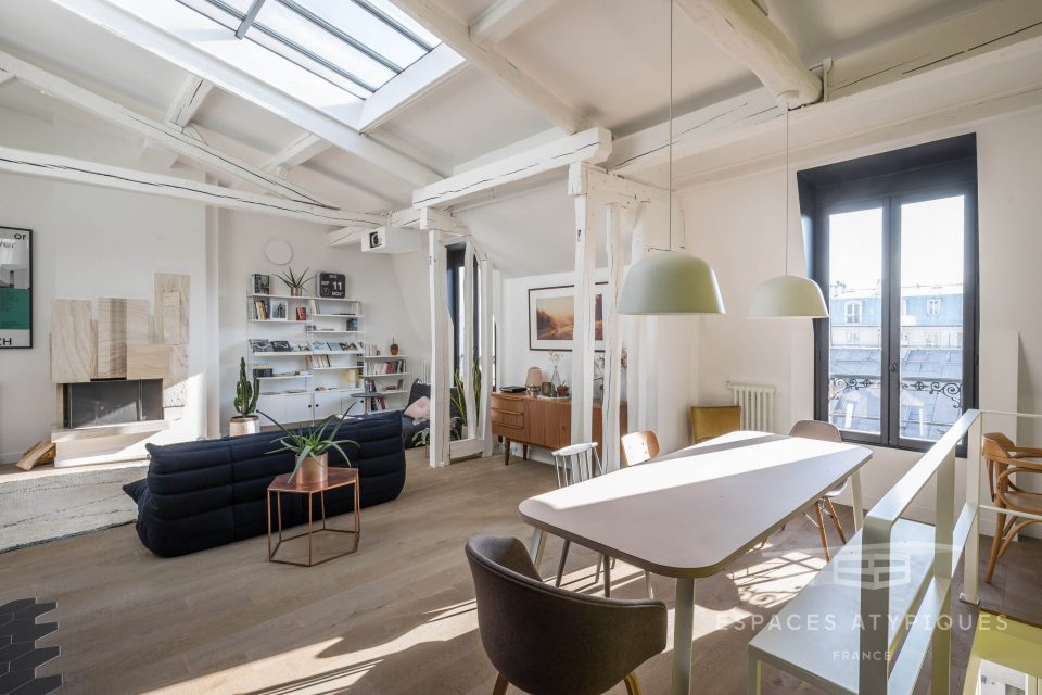 M1649EP-espaces-atypiques-duplex-architecte-dernier-etage-paris-3e-01