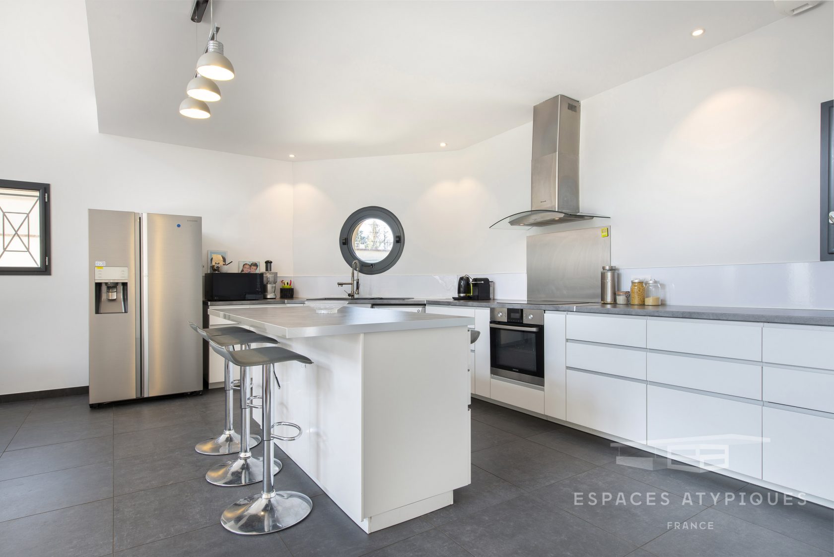 Maison d’architecte contemporaine avec piscine