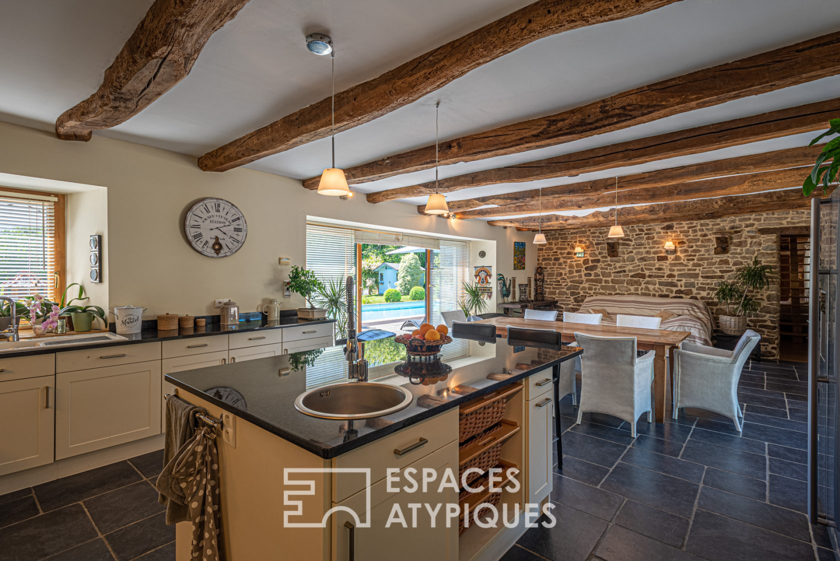 Longère à la rénovation prestigieuse