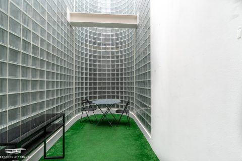 Très bel appartement-terrasse en plein coeur du centre ville
