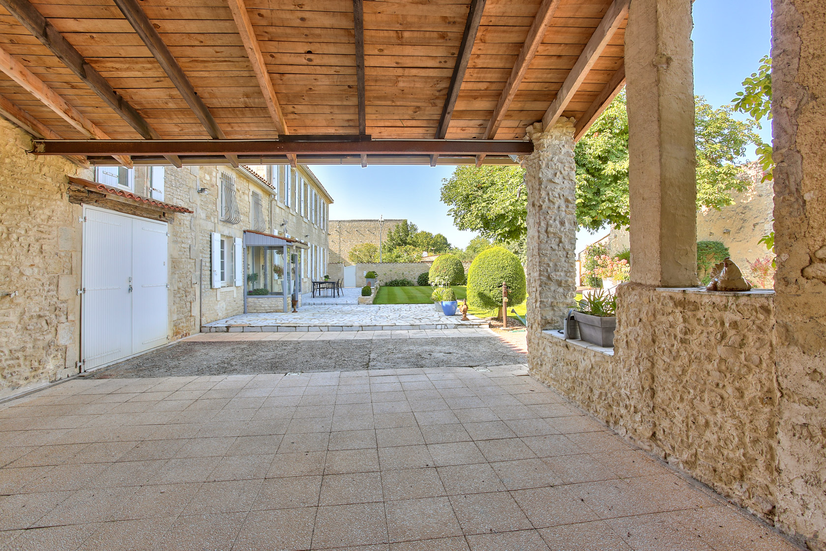 Charentaise de charme aux finitions design