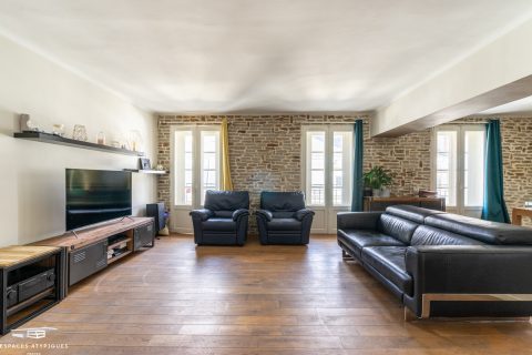 BEL APPARTEMENT EN HYPER-CENTRE