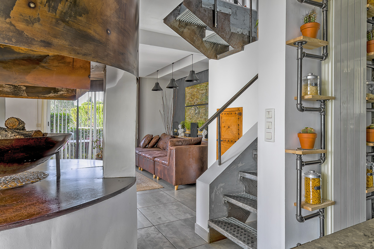 Villa contemporaine de caractère dans son écrin végétal