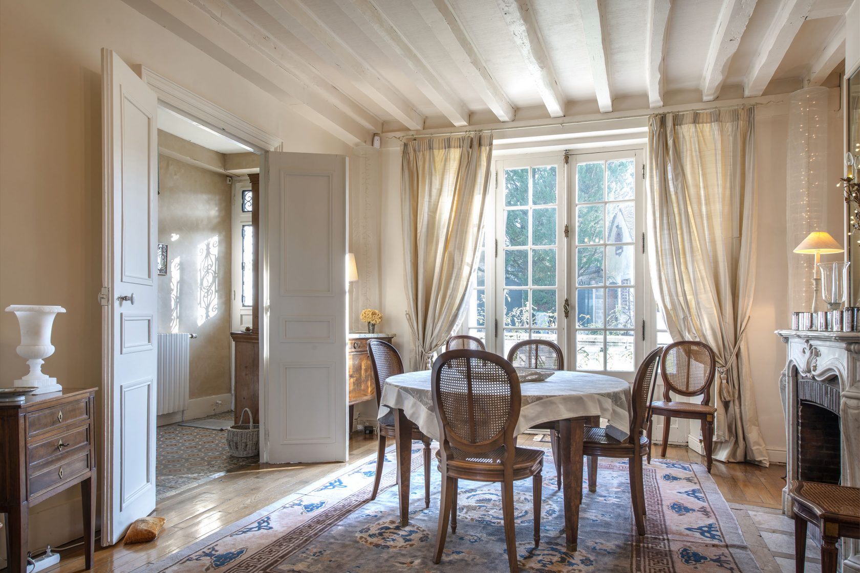 Propriété familiale de charme avec piscine chauffée