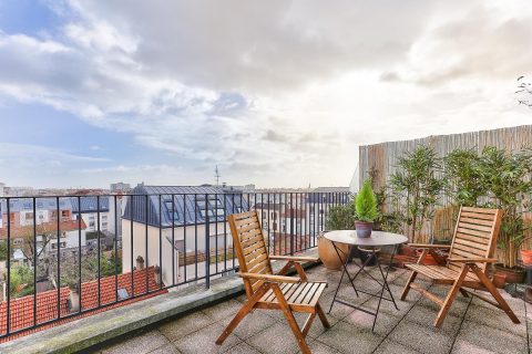 Apartment with terrace and panoramic view