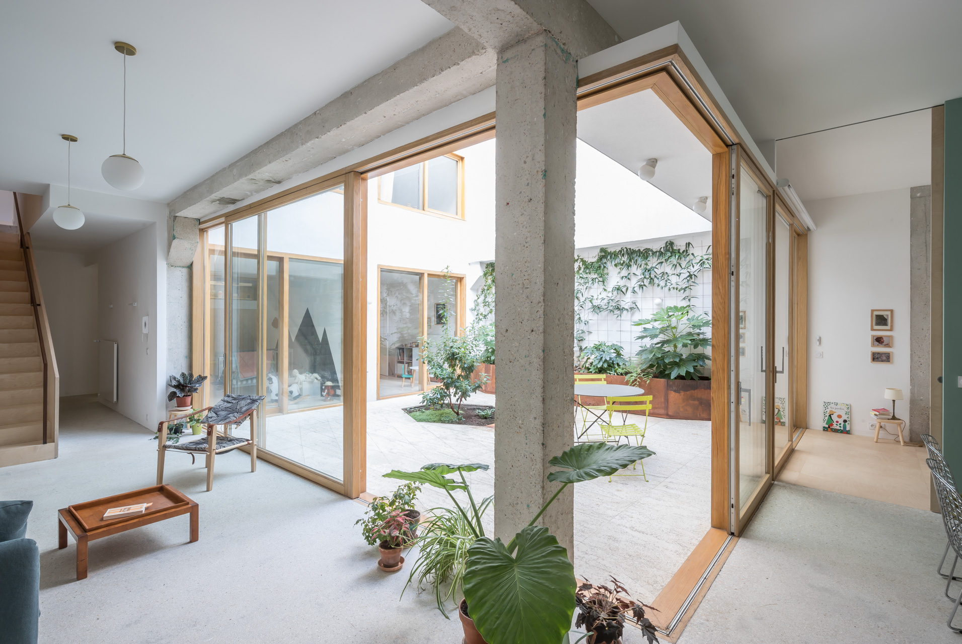 Loft-style architect duplex with patio and terrace