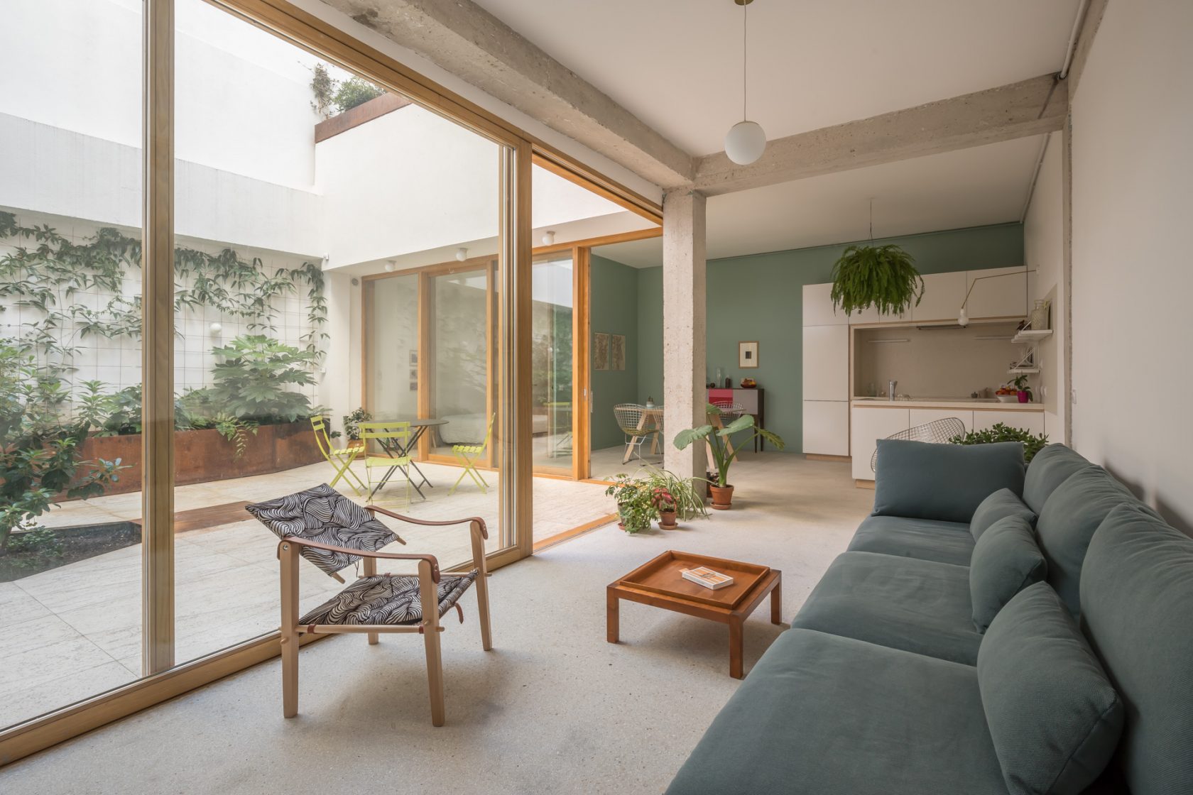 Loft-style architect duplex with patio and terrace