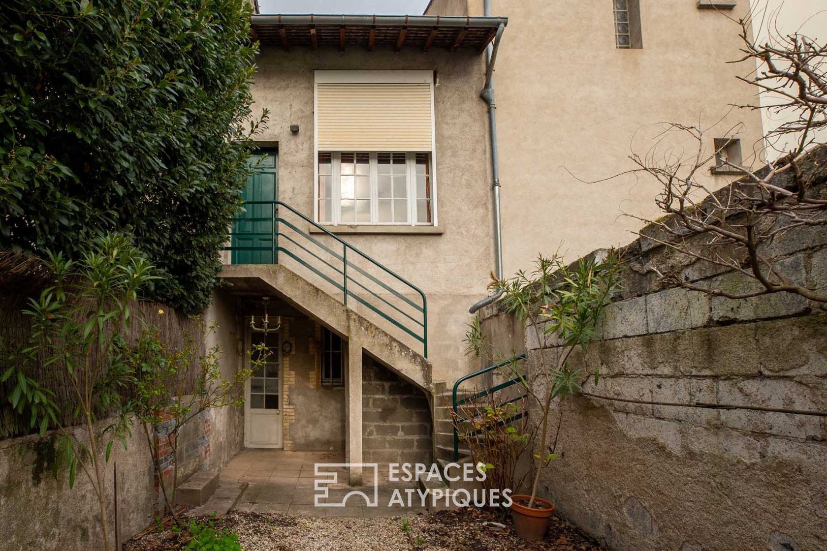 Small town house to reinterpret