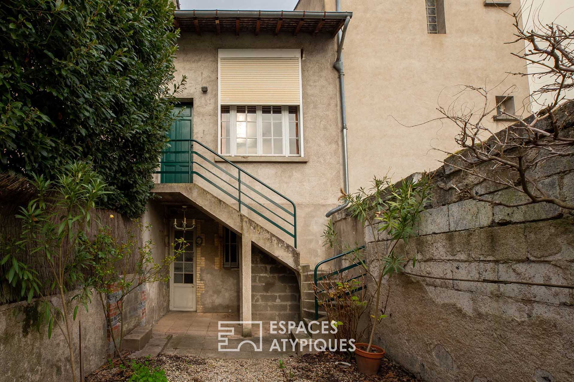 Petite maison de ville à réinterpréter