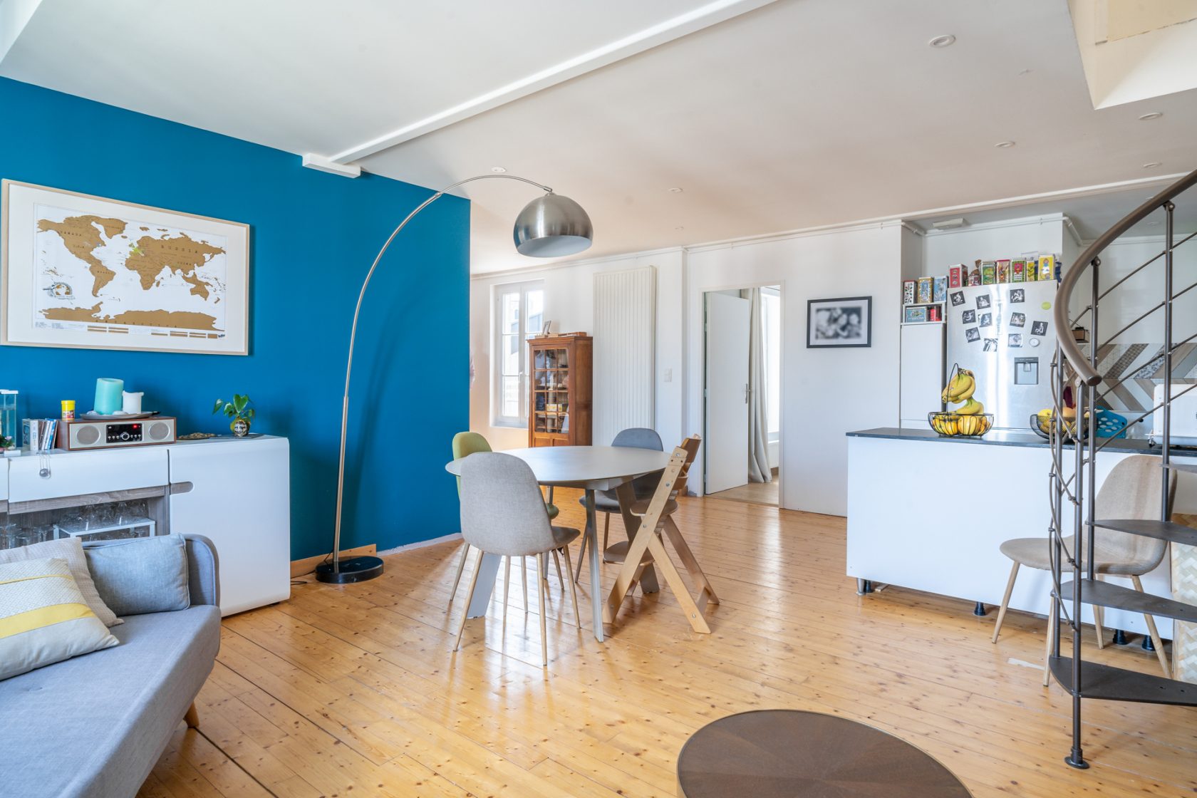 Duplex rénové en hypercentre – Exclusivité Espaces Atypiques Angers