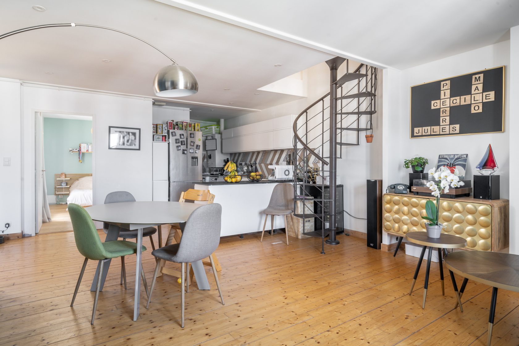 Duplex rénové en hypercentre – Exclusivité Espaces Atypiques Angers