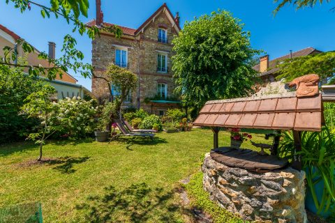 Maison de caractère avec jardin