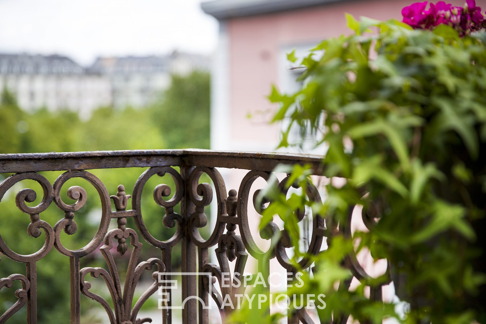 Charming duplex and its roof terrace