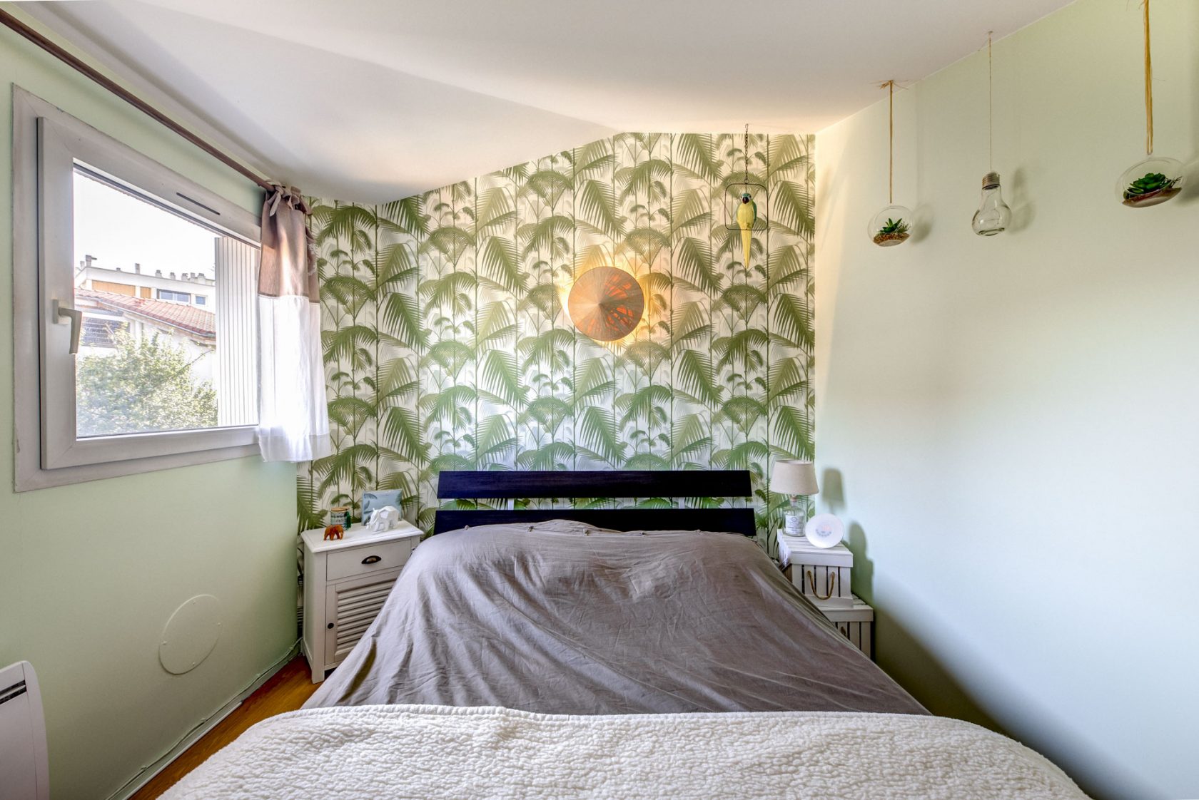 Appartement rénové en centre-ville