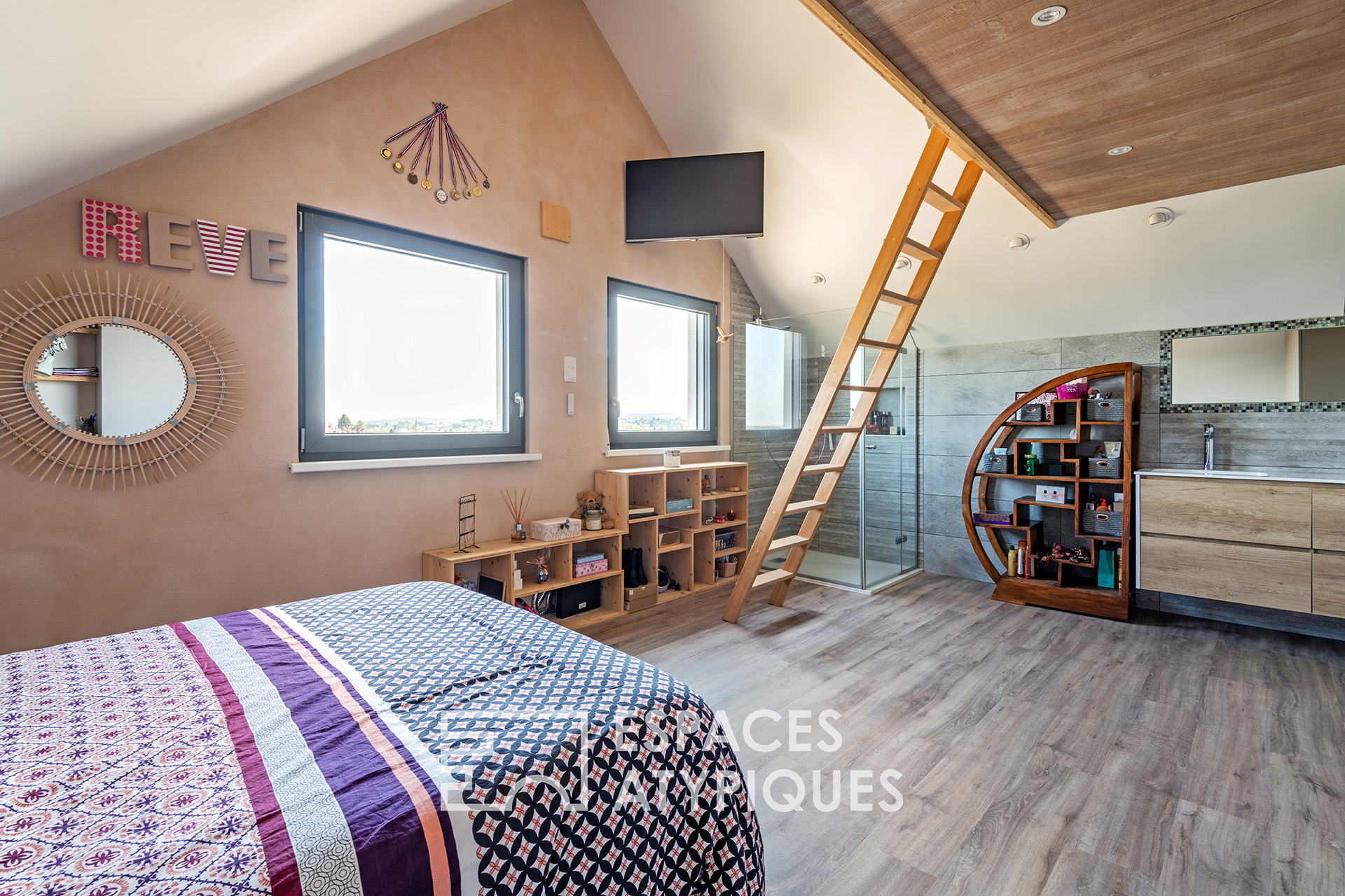 Rénovation contemporaine avec vue d’exception
