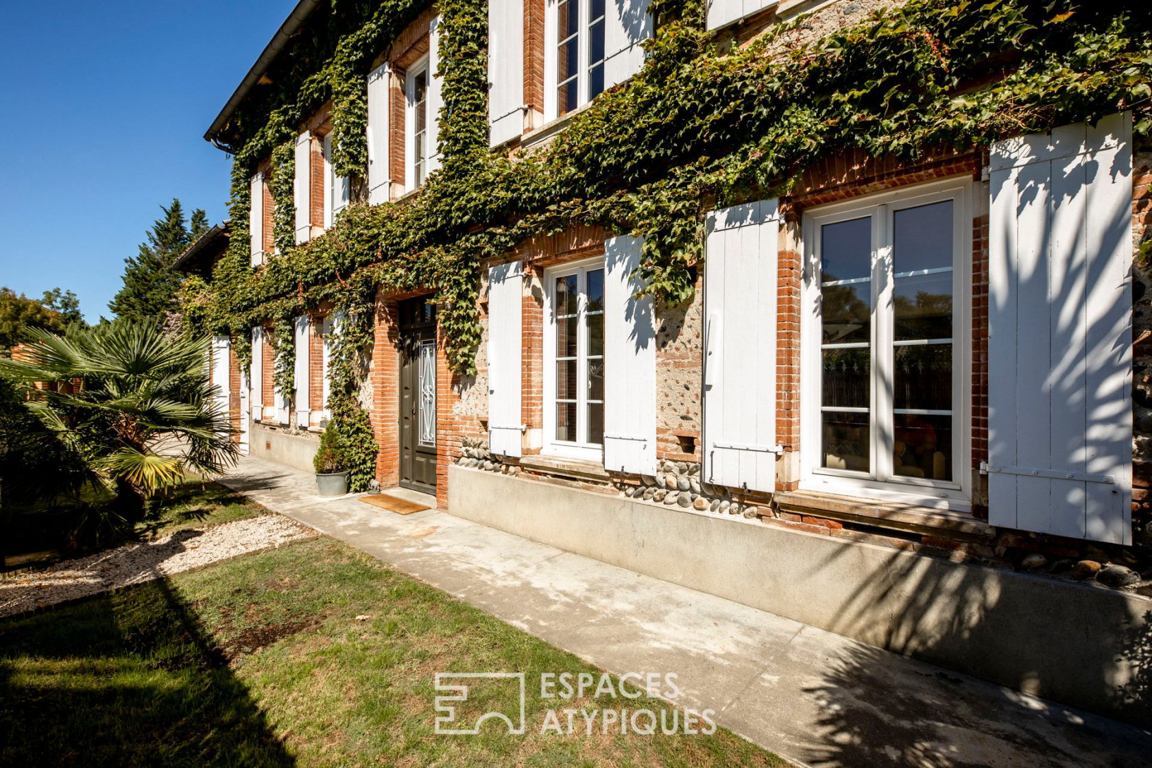 Maison de maître rénovée avec piscine