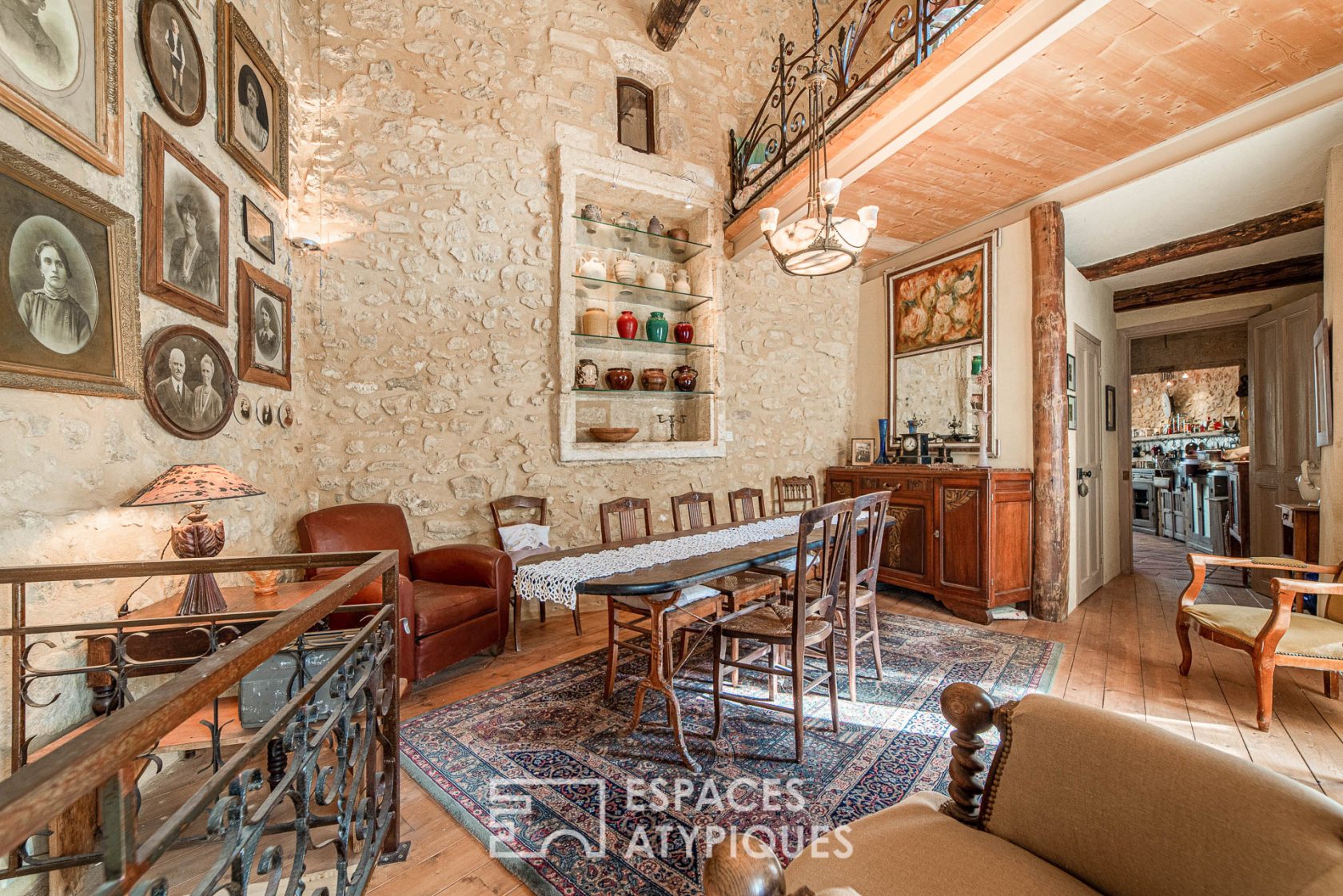 Artist’s house out of time