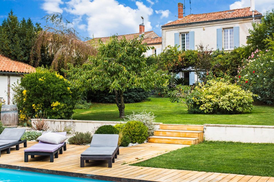 maison-de-charme-rochefort-piscine