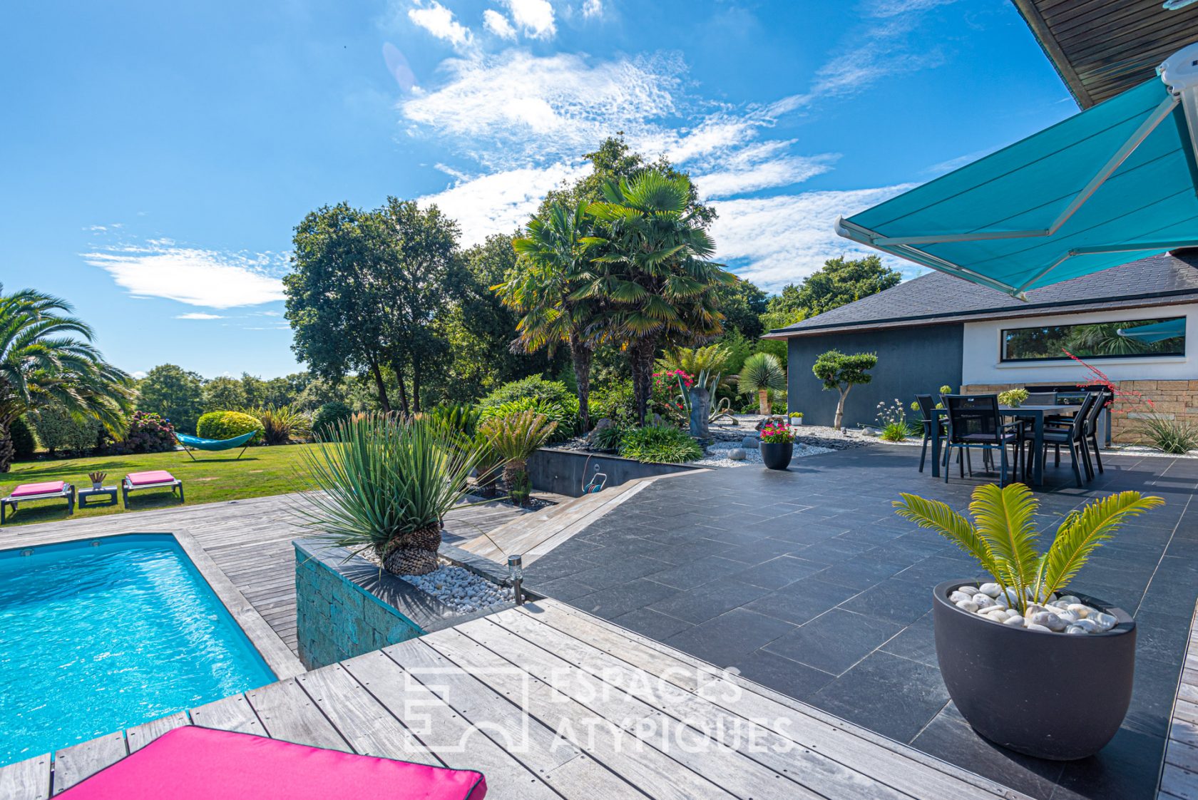 Californian villa with pool