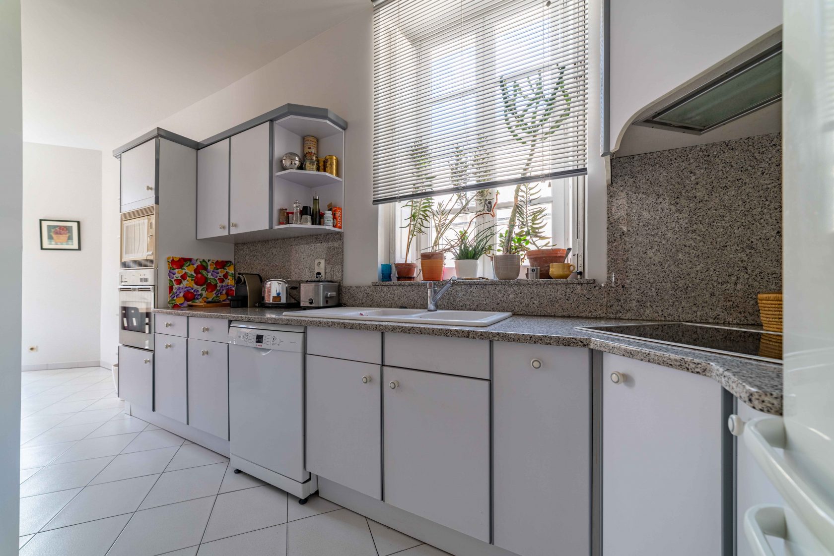 Bright townhouse Nîmes with large garage