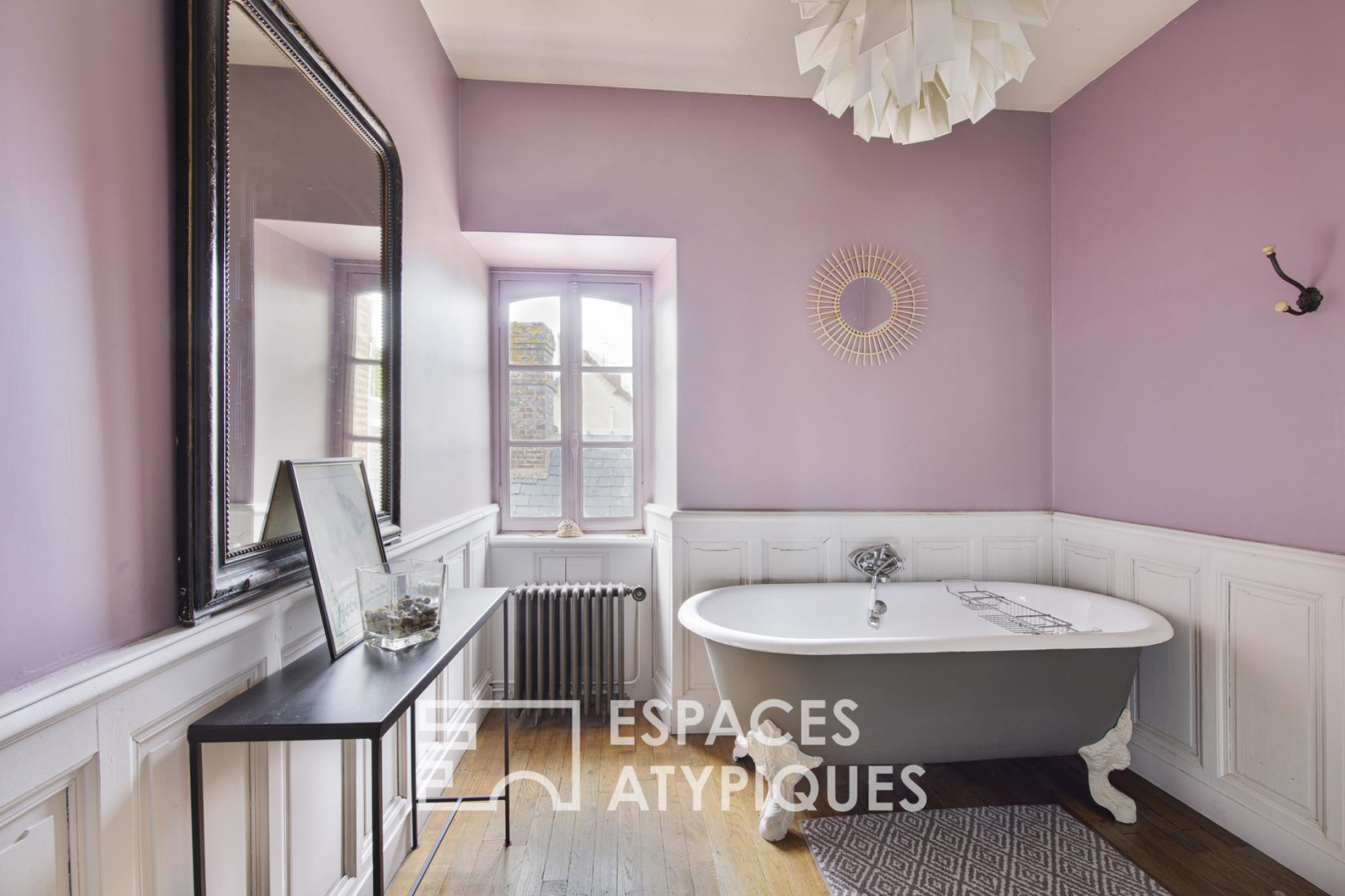 Ancien presbytère entièrement rénové