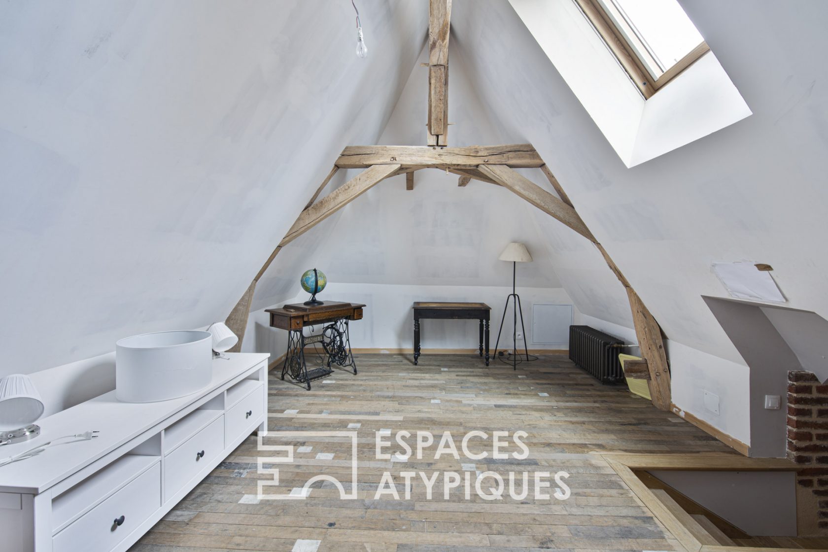 Ancien presbytère entièrement rénové