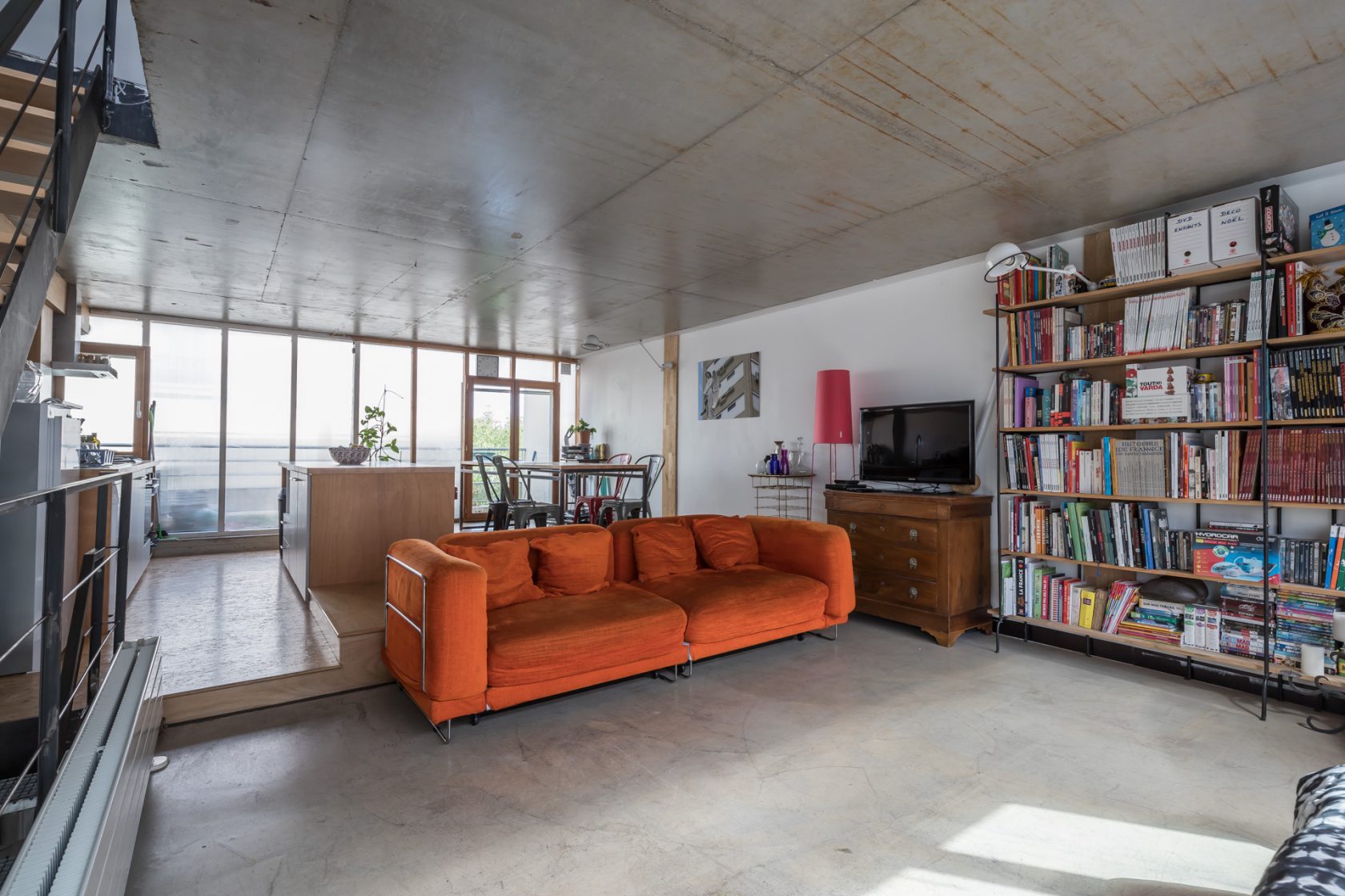 Loft spirit with roof top