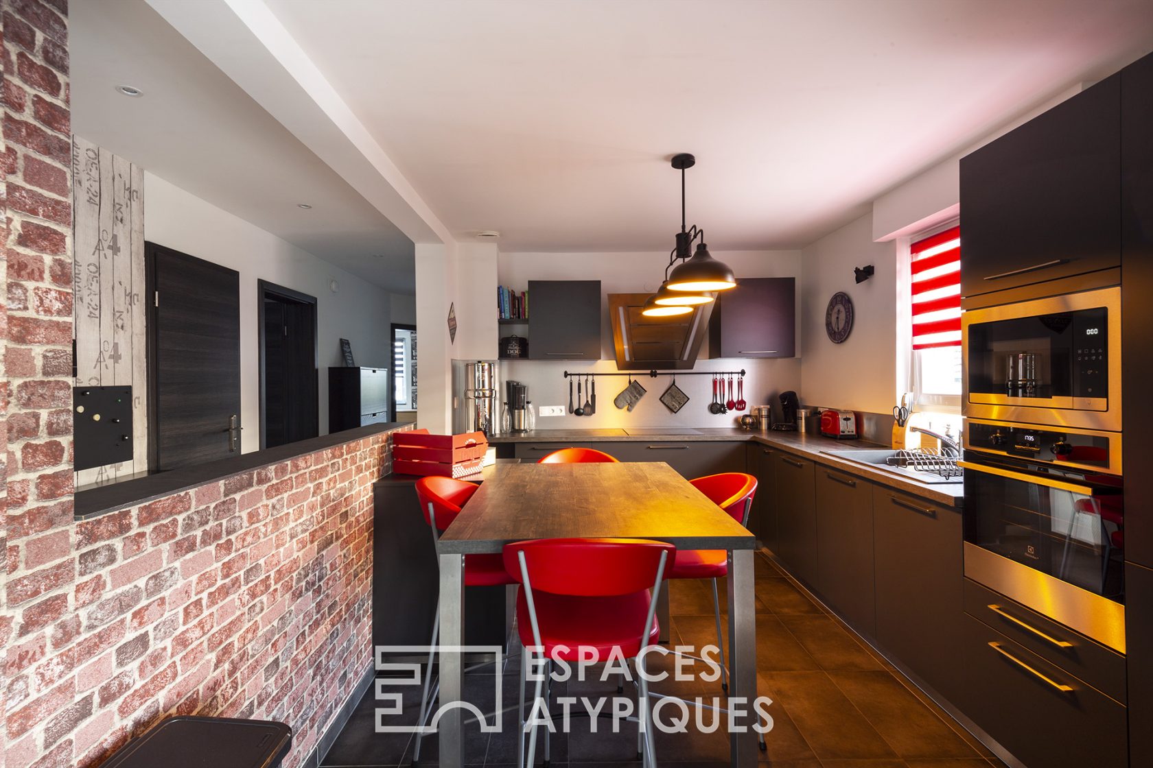 Flat with terrace