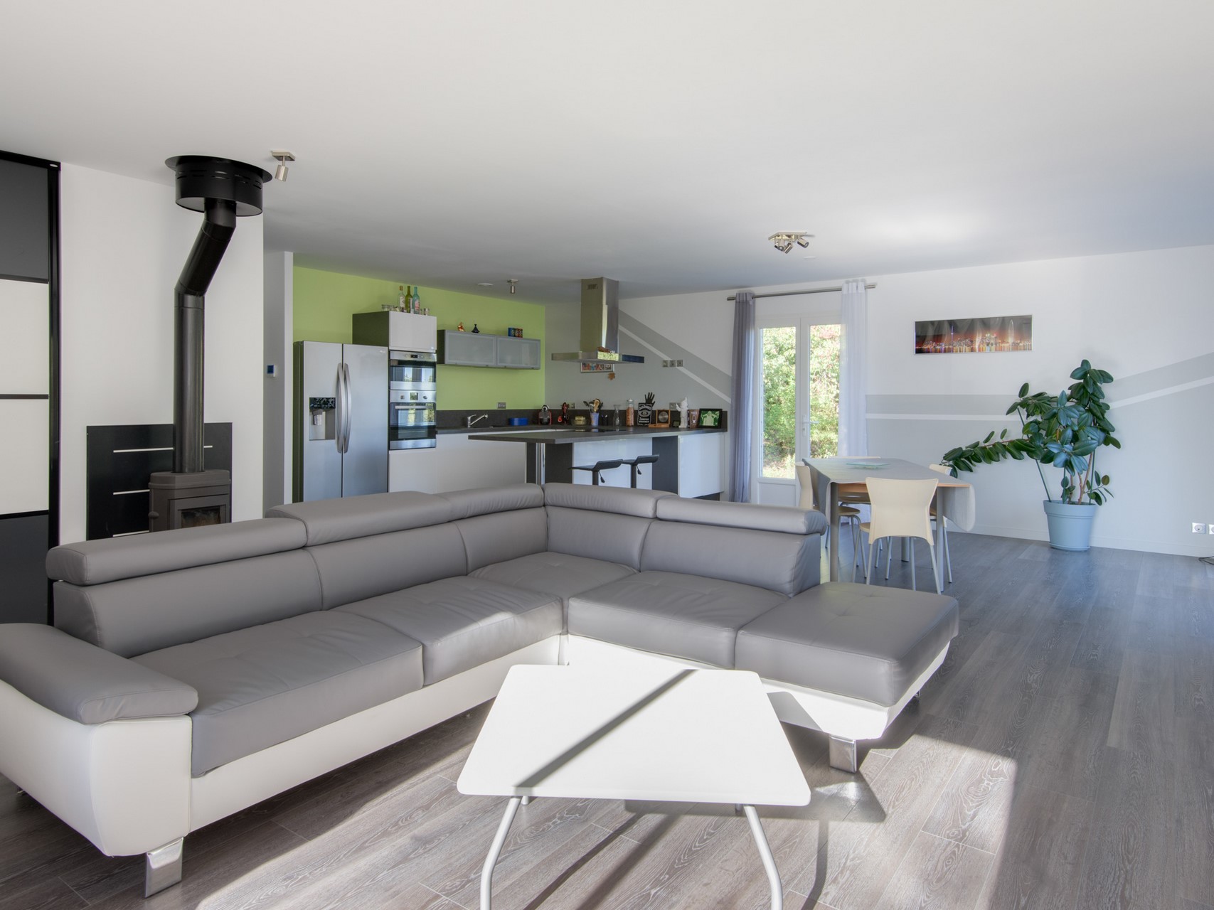 Maison de plain pied avec jardin à LASGRAISSES