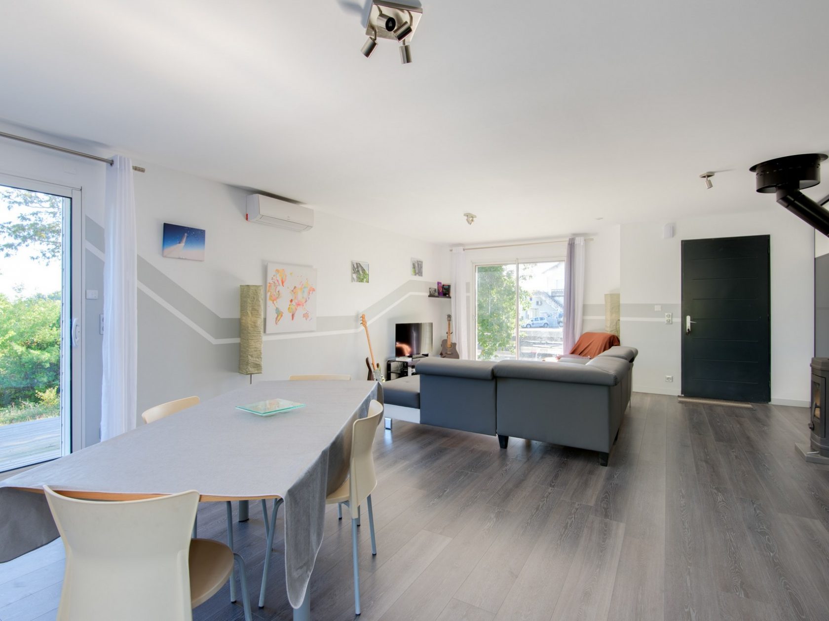 Maison de plain pied avec jardin à LASGRAISSES