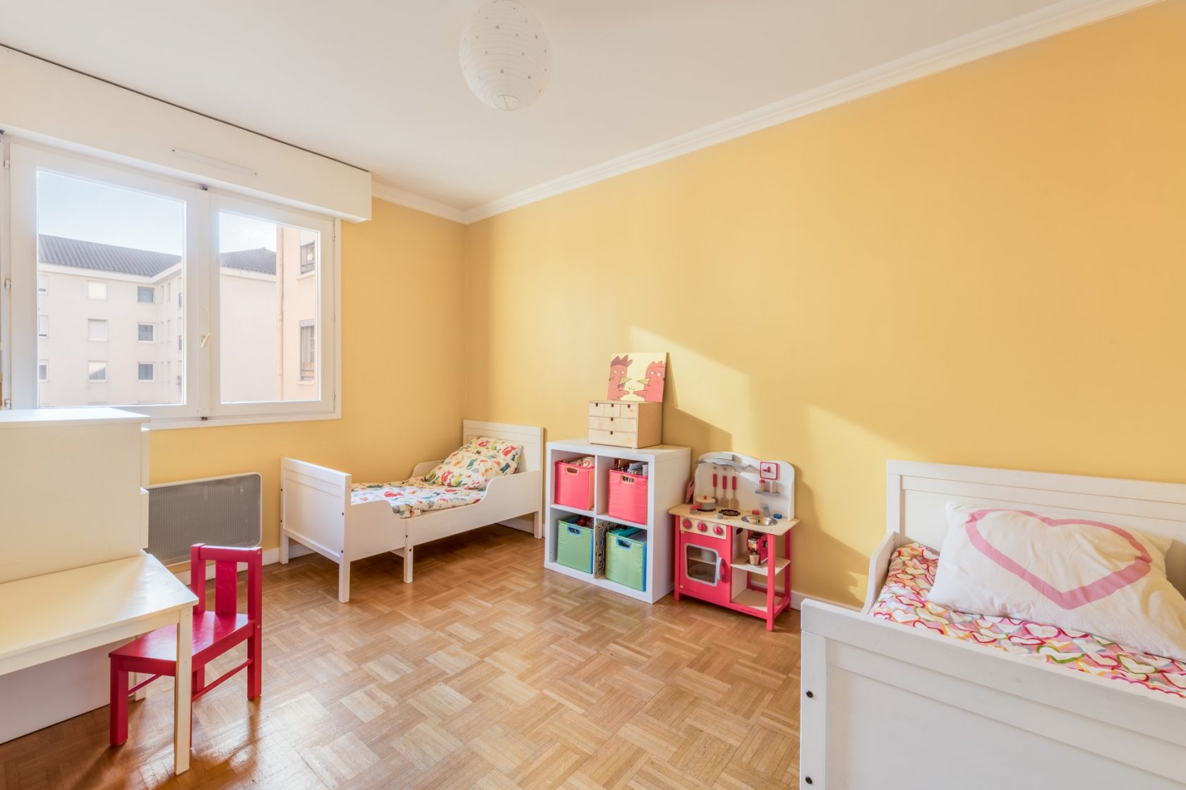 Appartement avec balcon proche place Guichard