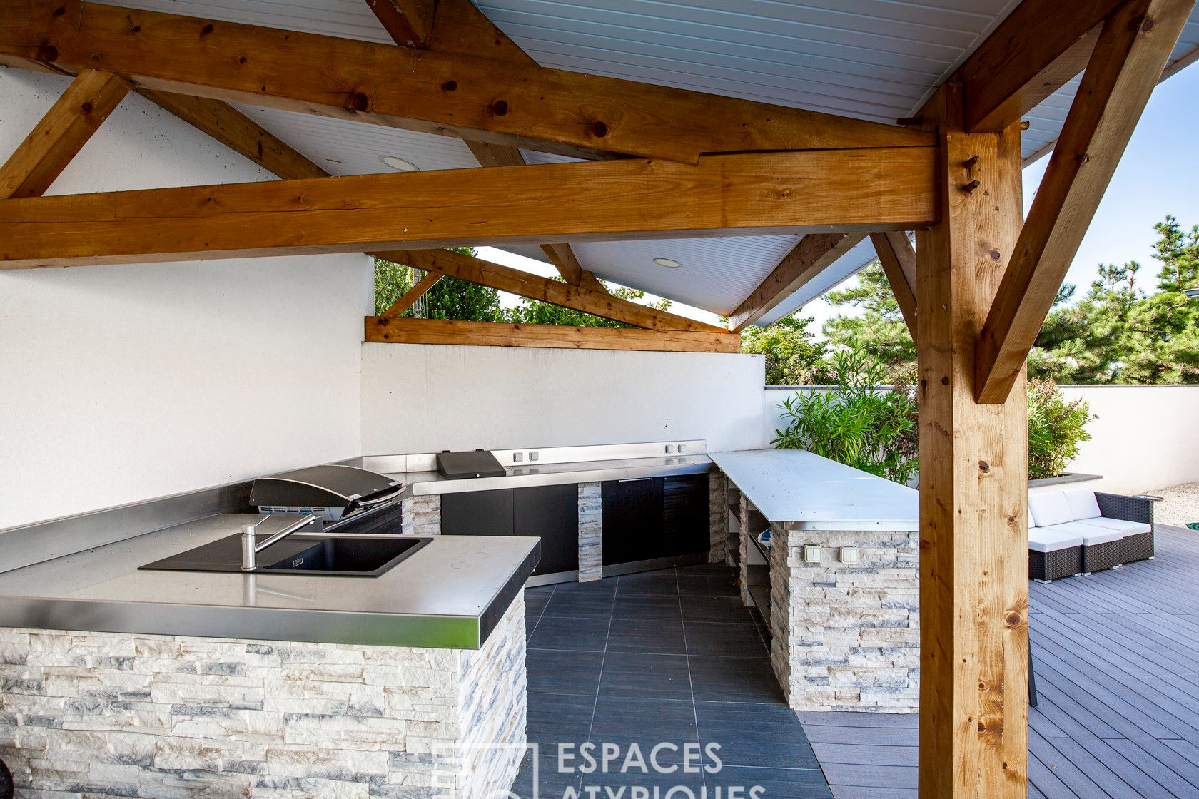 Maison contemporaine avec piscine aux portes de Toulouse