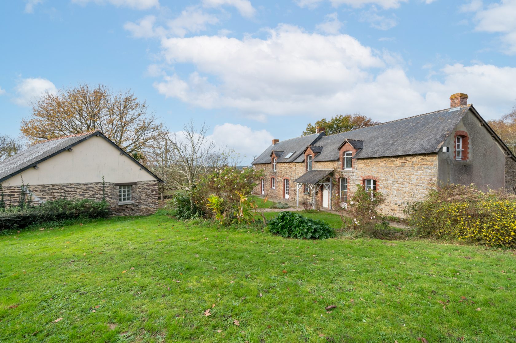 La ferme de la colline