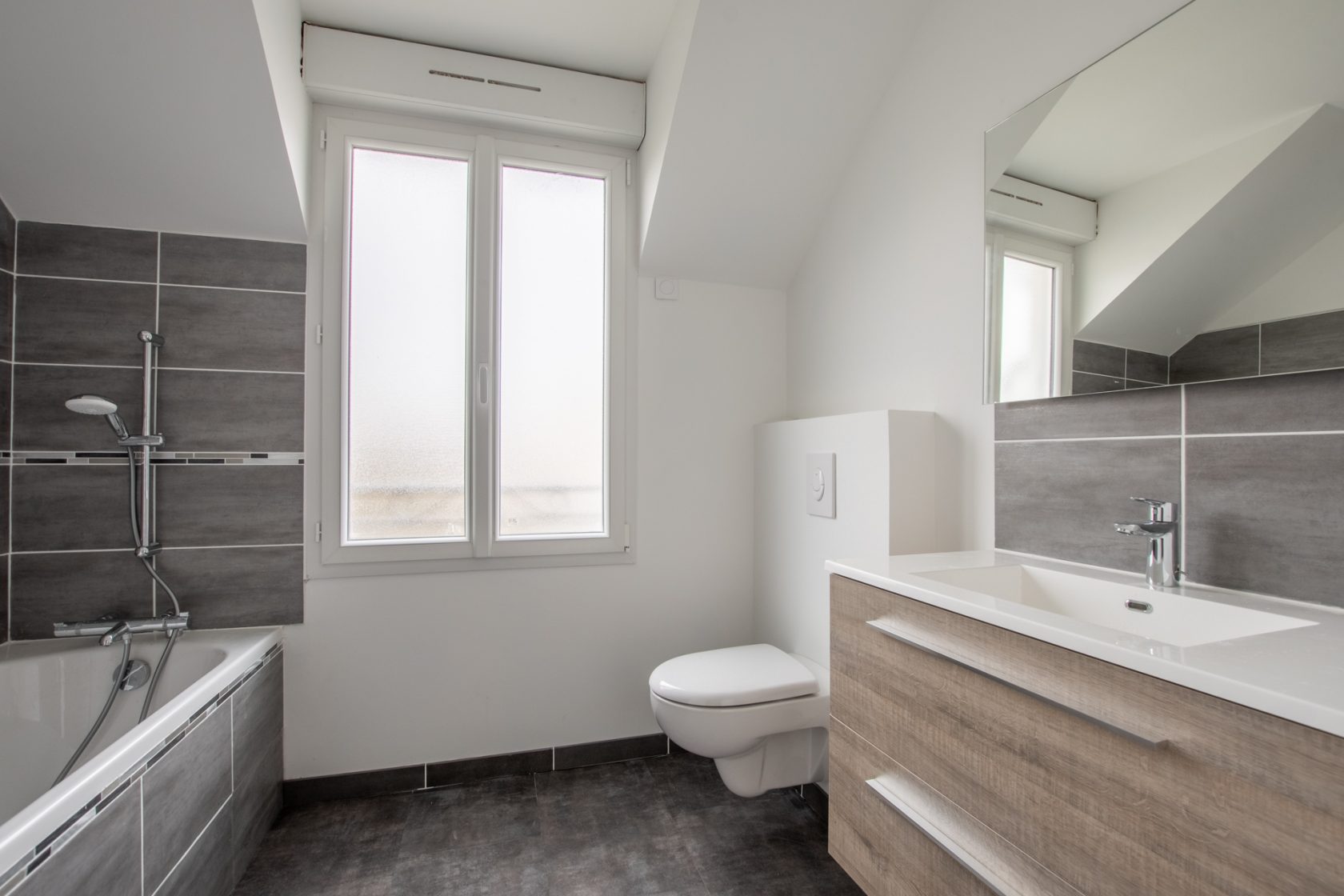 Maison rénovée proche gare
