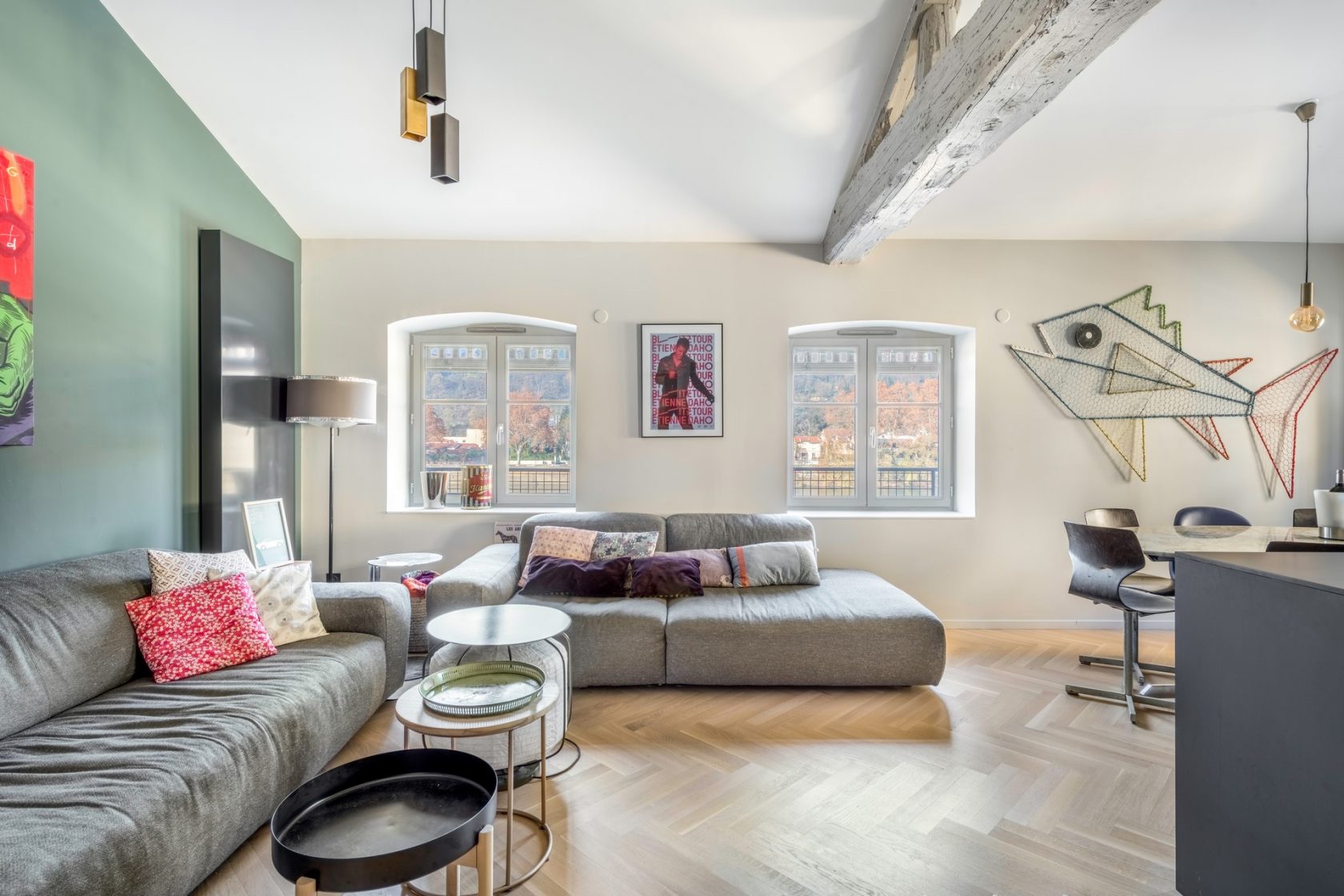 Appartement rénové avec vue sur l’Ile Barbe