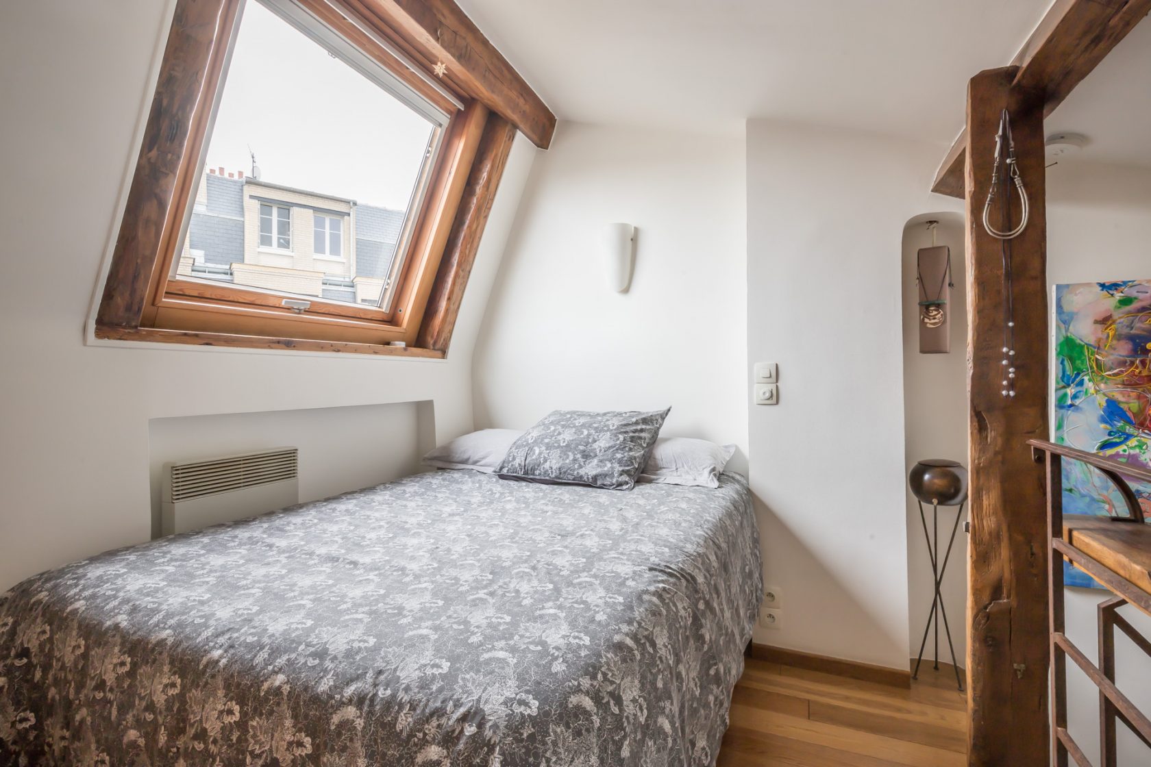 Top floor duplex in Saint-Sulpice