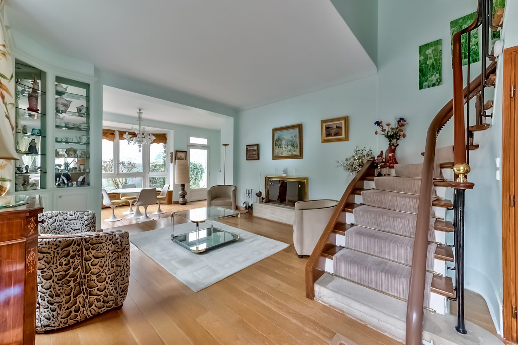 Townhouse with garden to revisit
