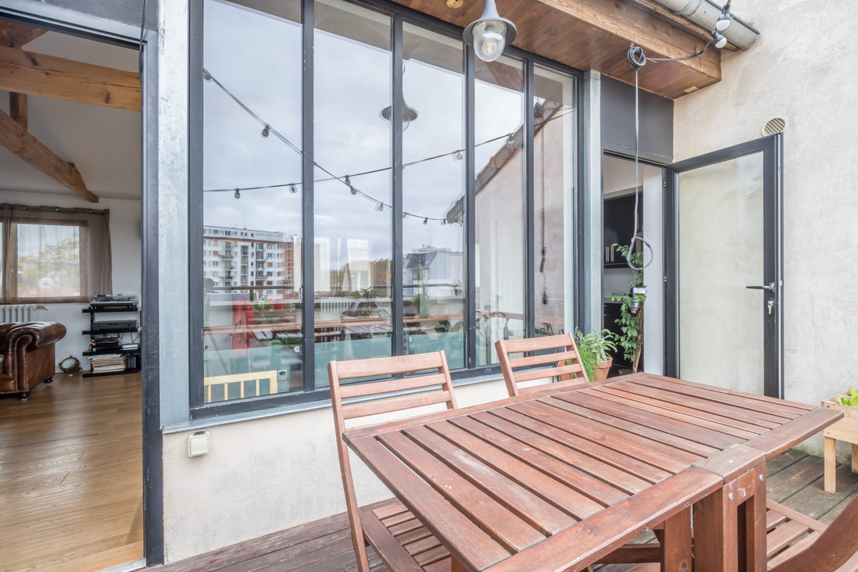 Last duplex with terrace