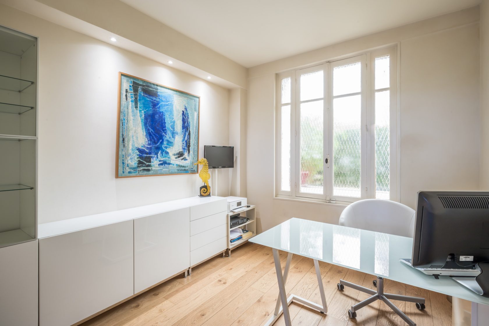 House with panoramic views of the Seine and Paris
