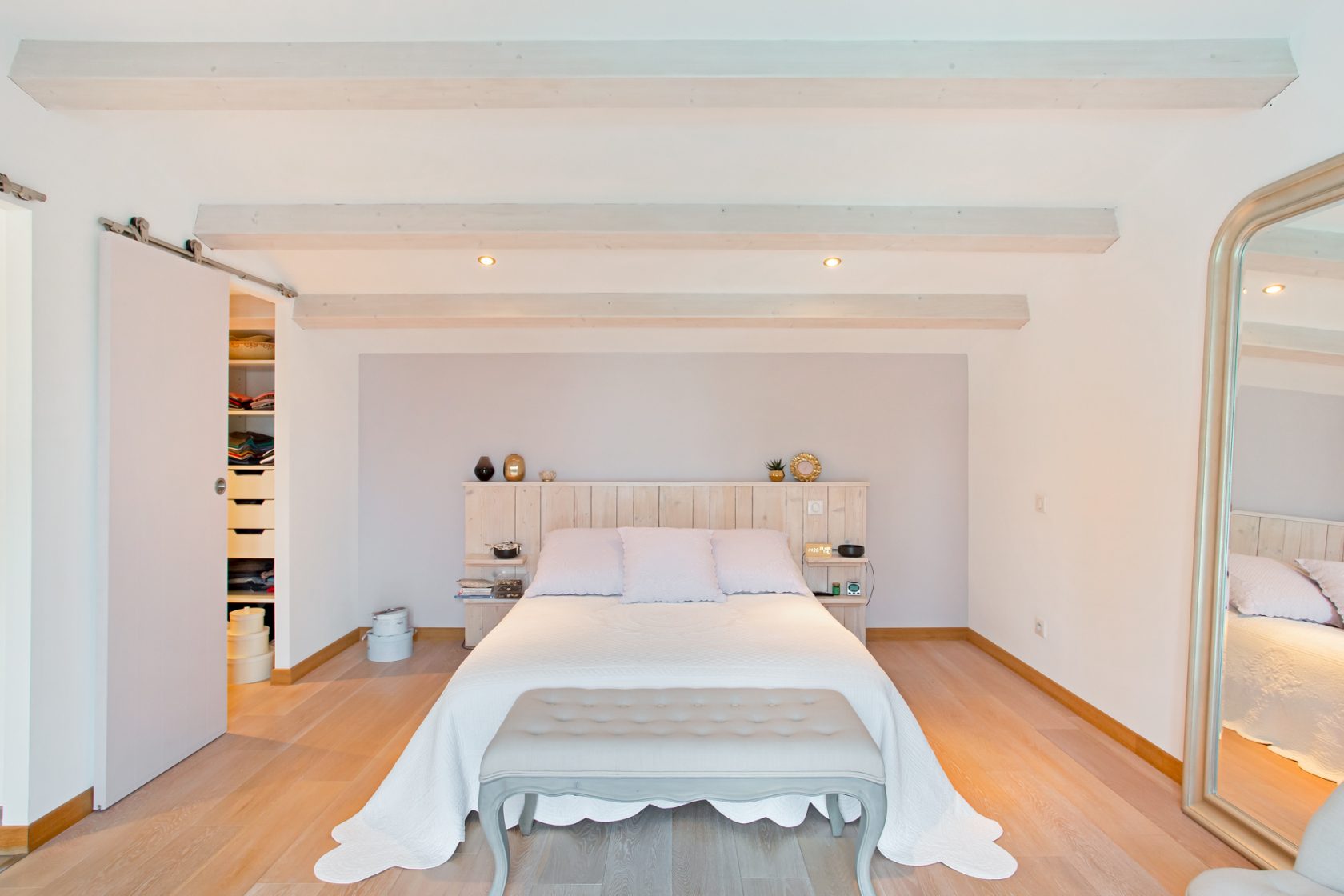 Contemporaine de bord de mer