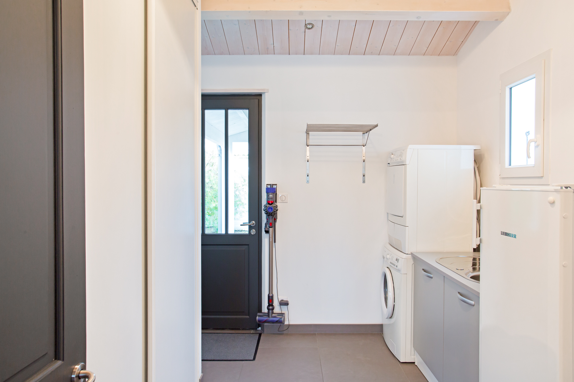 Contemporaine de bord de mer