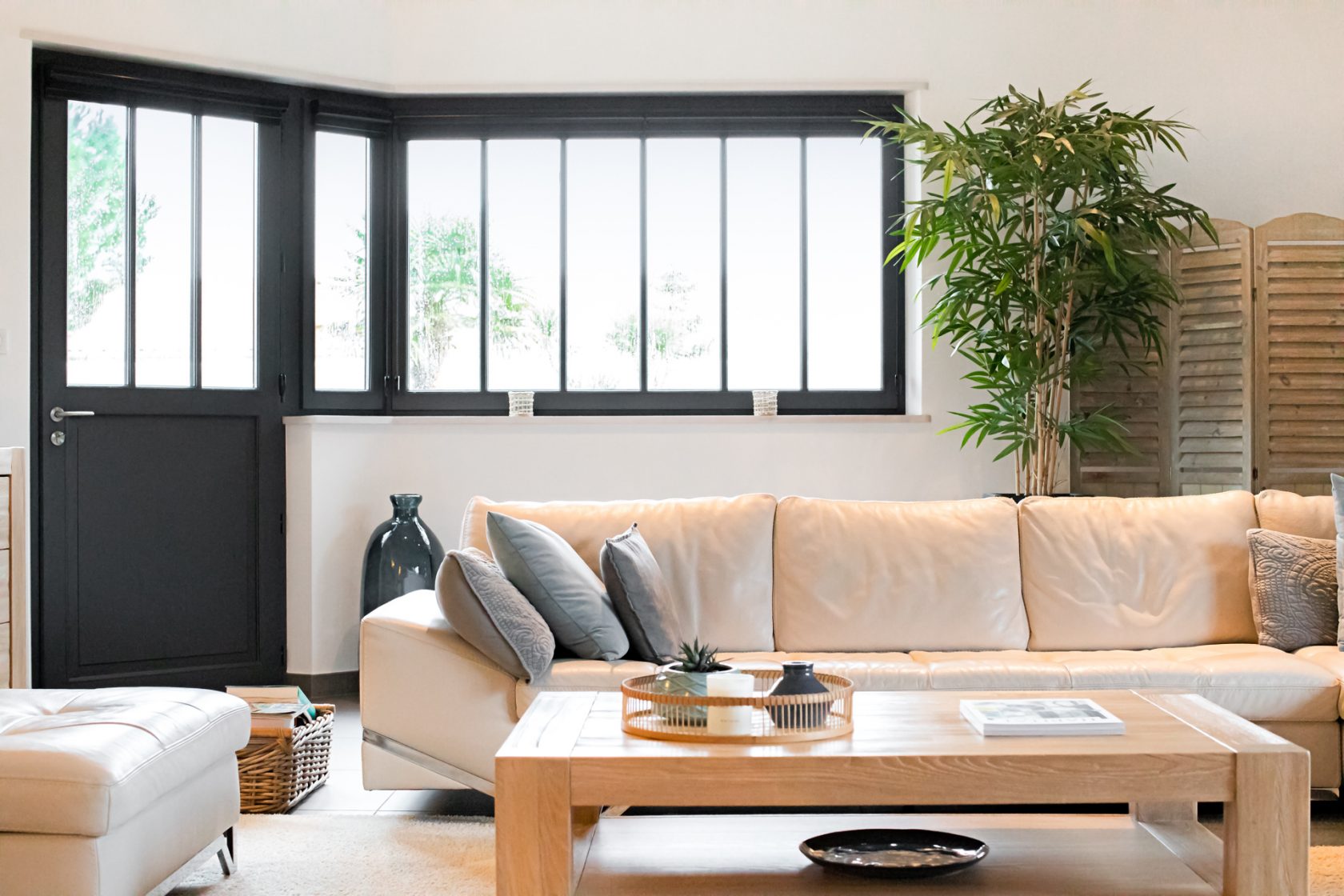Contemporaine de bord de mer