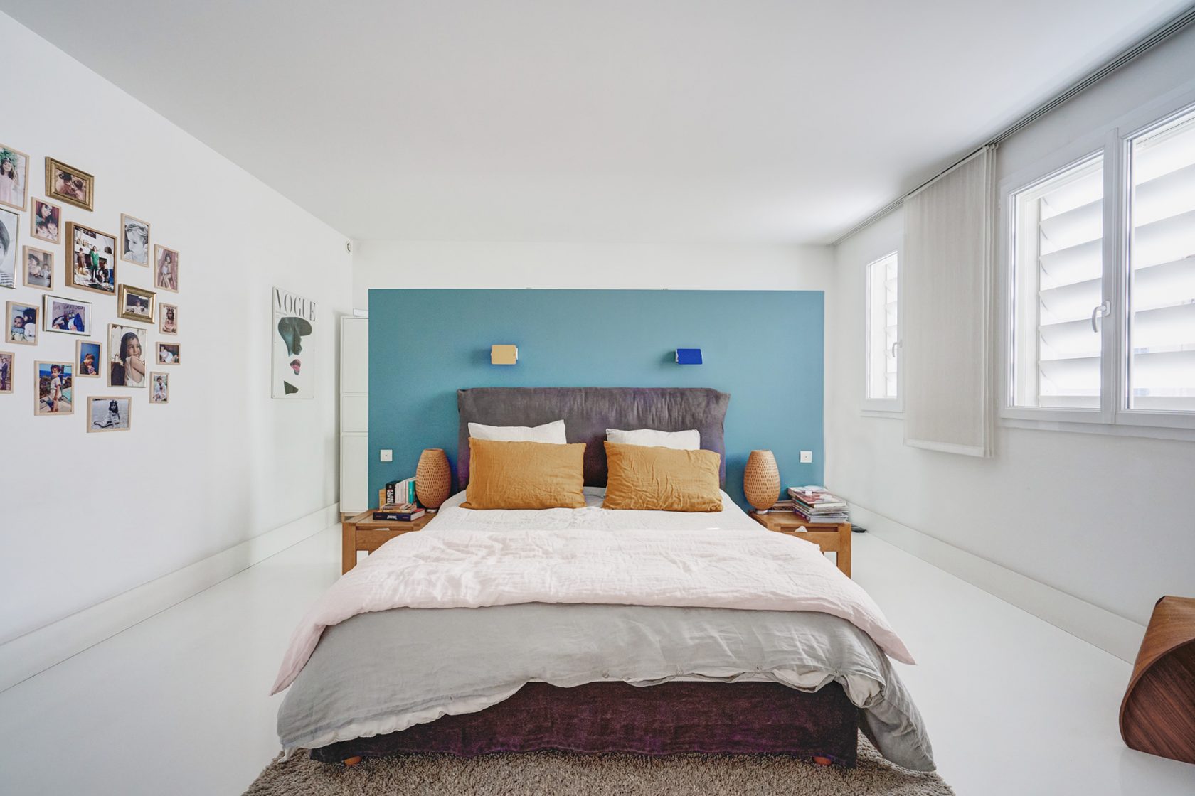 Maison d’architecte avec extérieur en ville